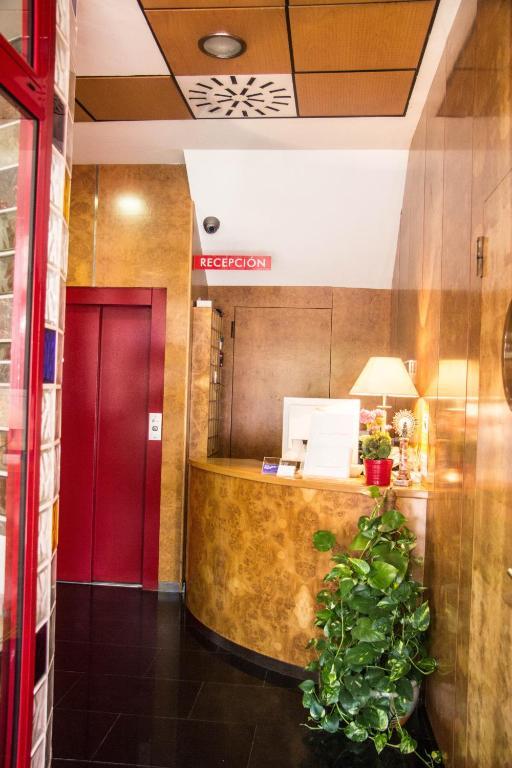 Hotel Villa De Zaragoza Casetas Zewnętrze zdjęcie