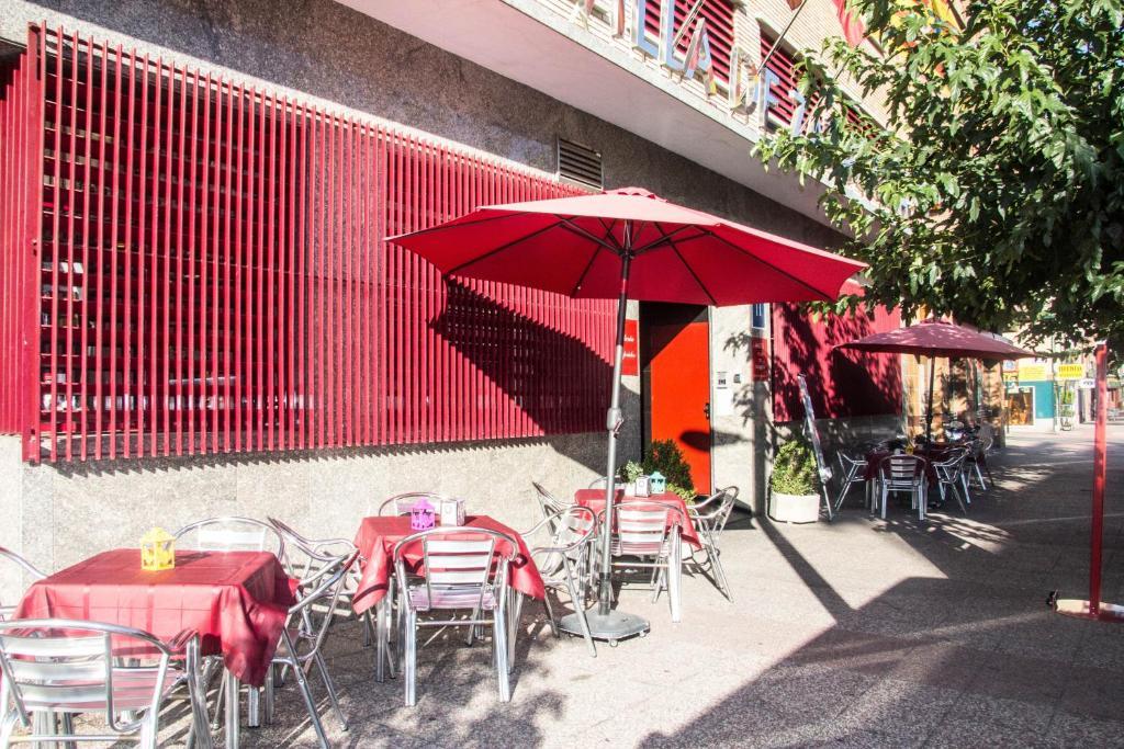 Hotel Villa De Zaragoza Casetas Zewnętrze zdjęcie